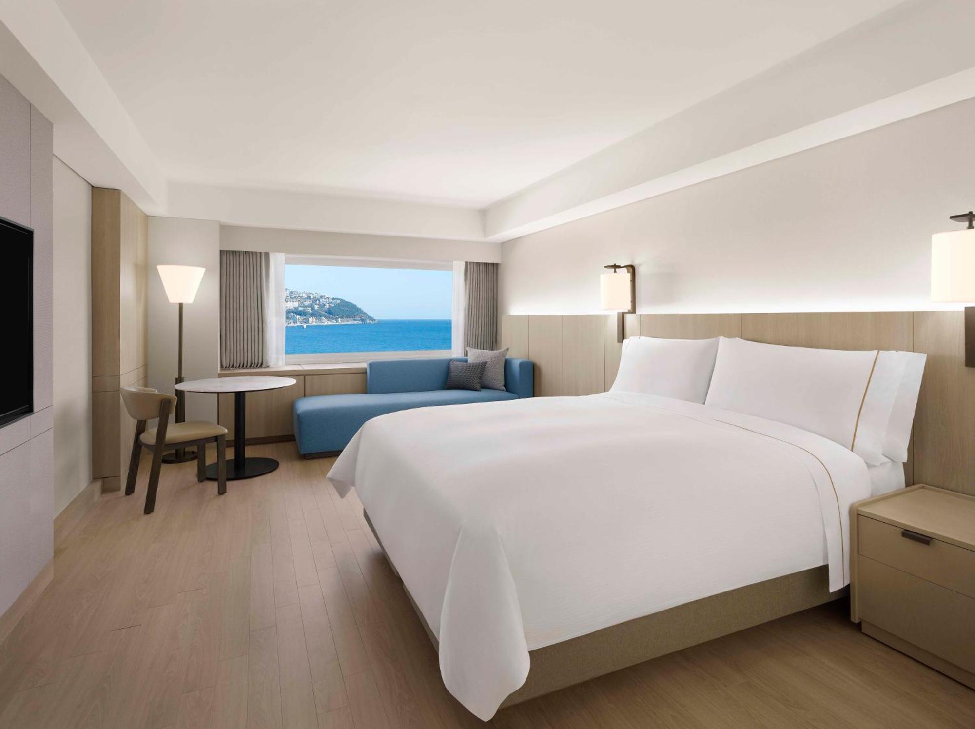Deluxe Beach Ondol 1 King Haeundae Beach view,1536391381:JPEG